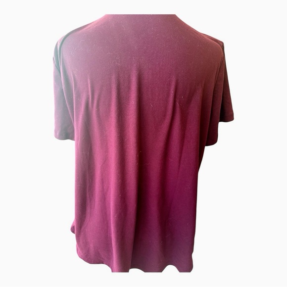 Rue21 Red Plunge V-Neck Short Sleeve T-Shirt with Cut Out - Picture 2 of 5